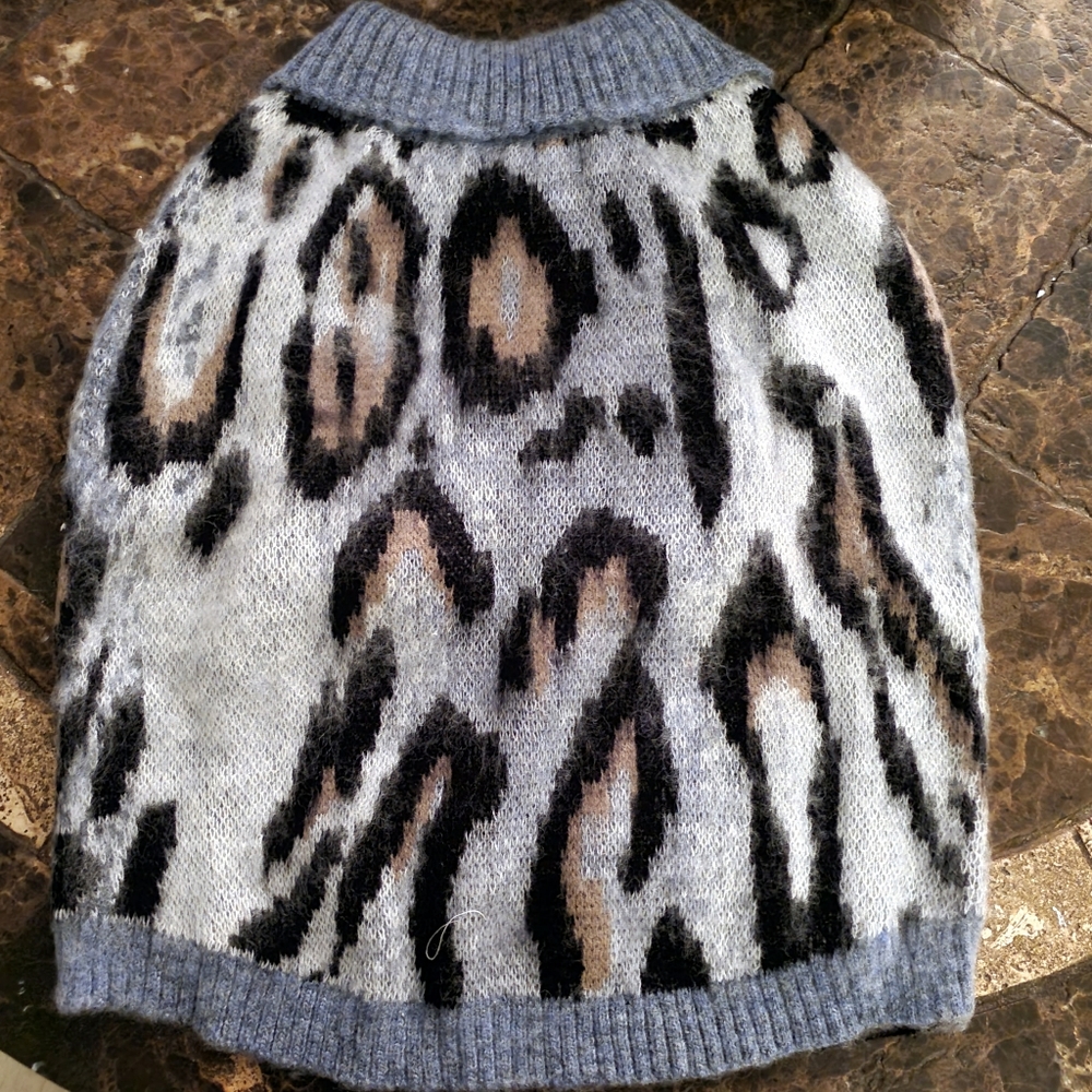 Bloomingdales Aqua Blue Animal print Dog Sweater L NWT